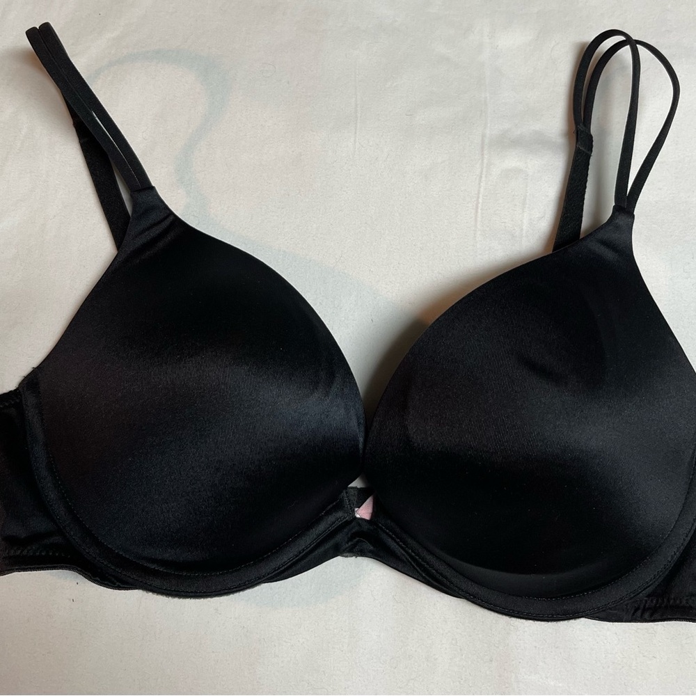 Vintage Victoria’s Secret Black Strappy Bra, 34C